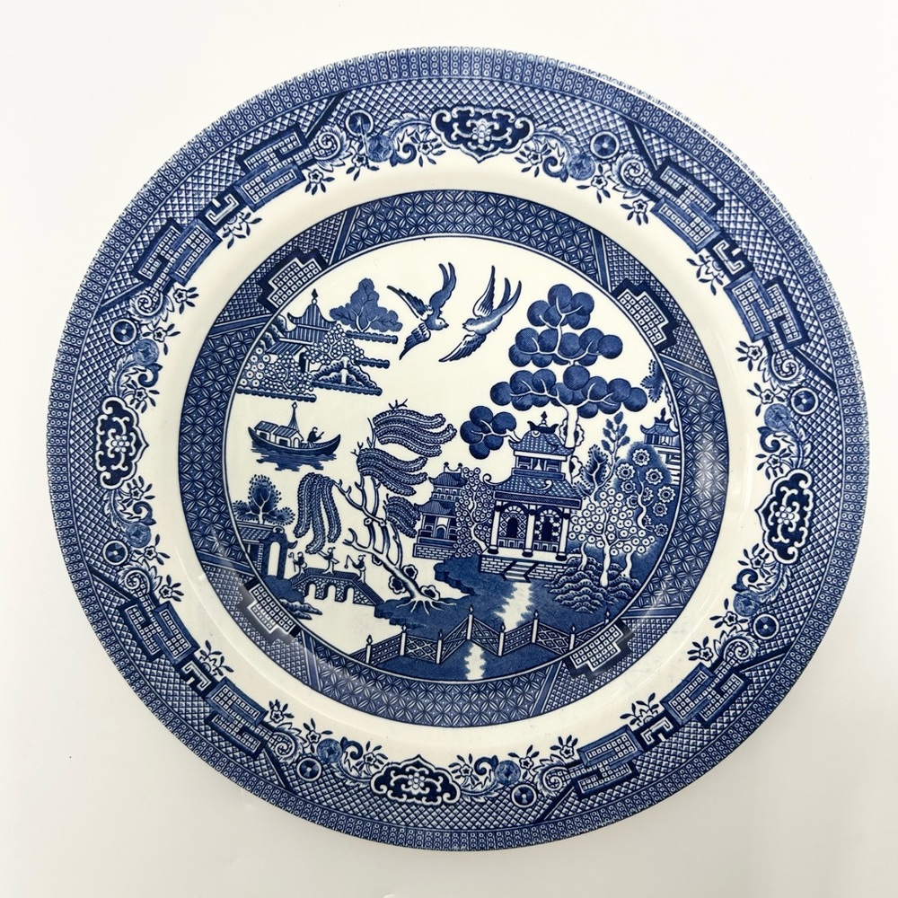 Churchill Willow - Dinner Plate. NOT FOR FOOD USE!